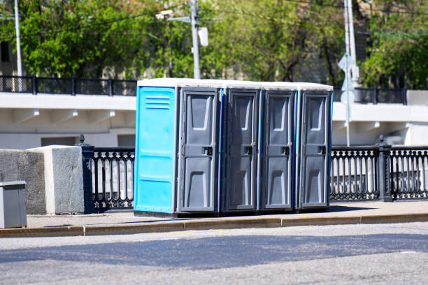 Best Porta potty delivery and setup  in Cutler, CA